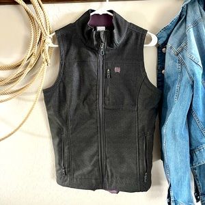 Women’s Cinch concealed carry vest